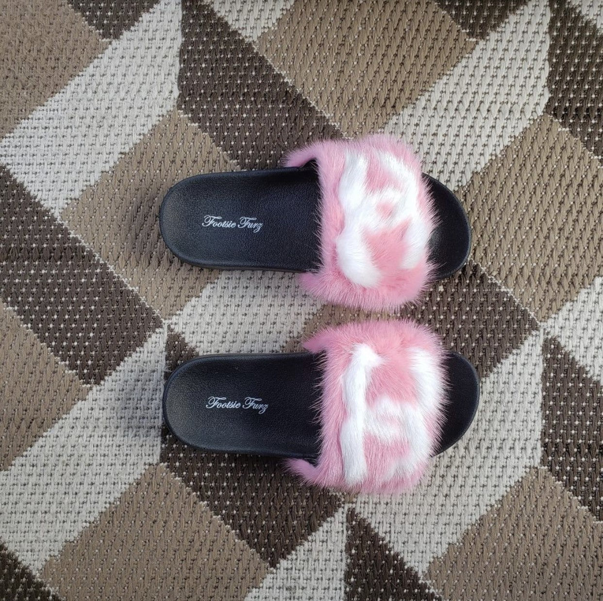 Fur best sale slides boutique